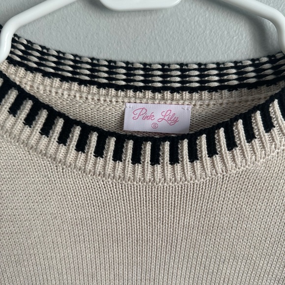 Pink Lily Striped Ruffle Sleeve Sweater - Picture 4 of 5